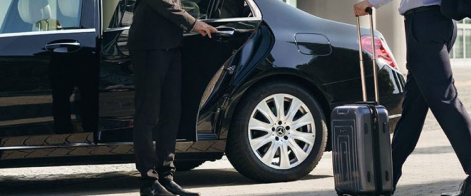The Ins and Outs of Cancelling a Luxury Chauffeur Service Reservation
