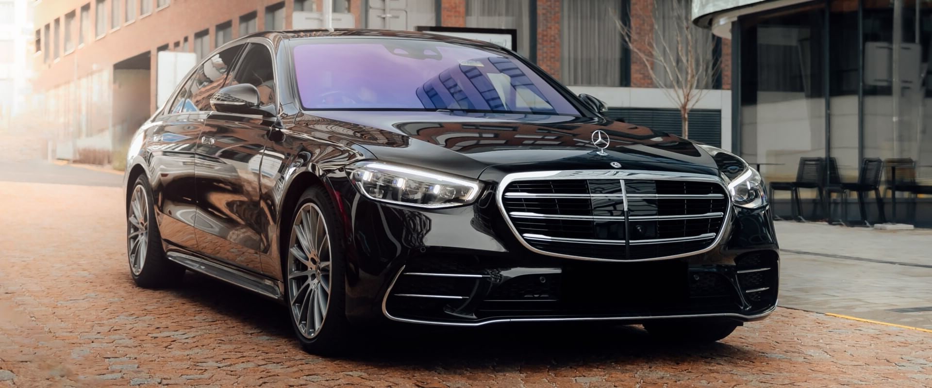 The Ultimate Guide to Luxury Chauffeur Services for Special Events and Occasions